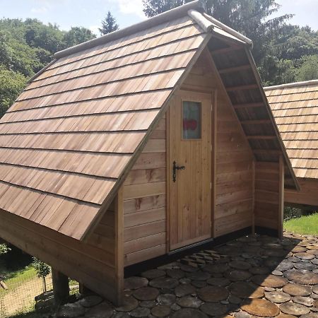 מלון Makole Glamping Naselje Zeleni Turizem מראה חיצוני תמונה