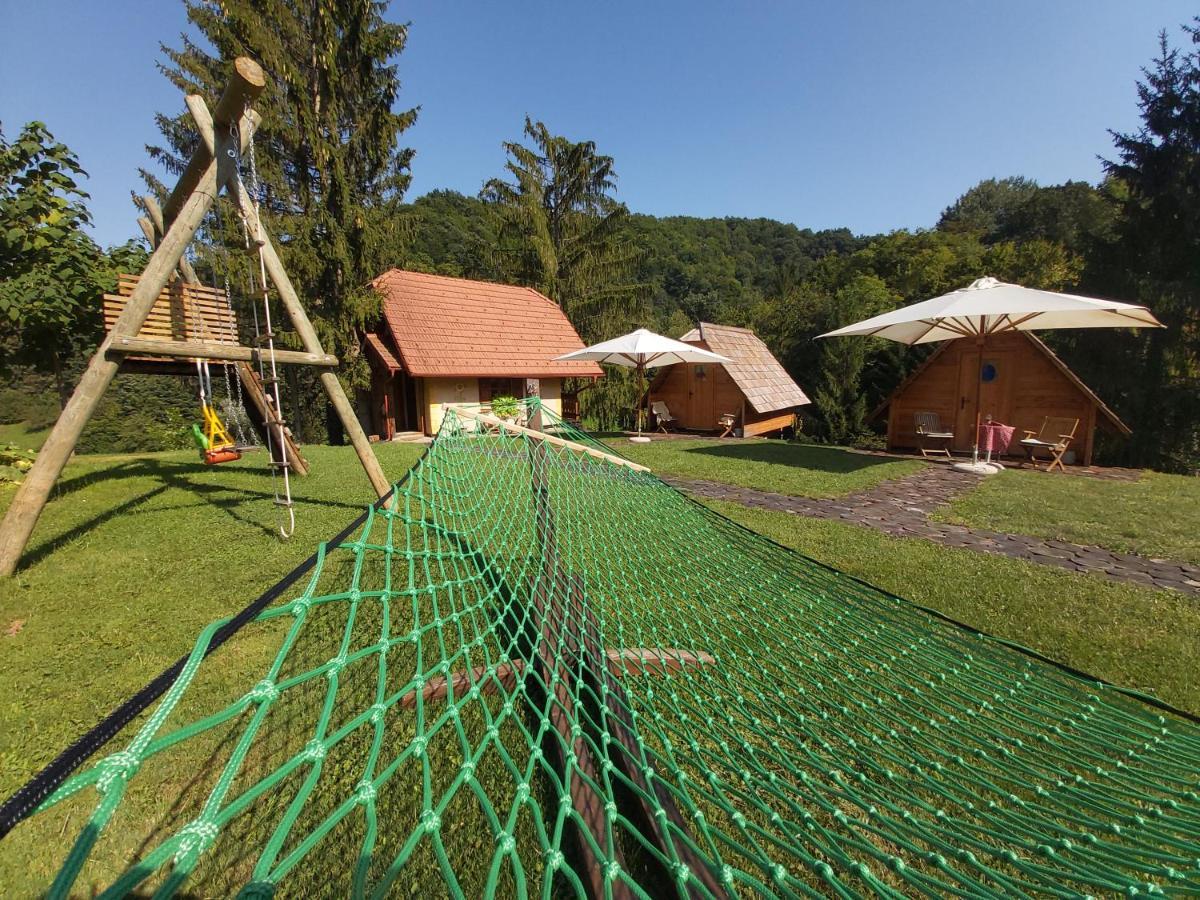 מלון Makole Glamping Naselje Zeleni Turizem מראה חיצוני תמונה