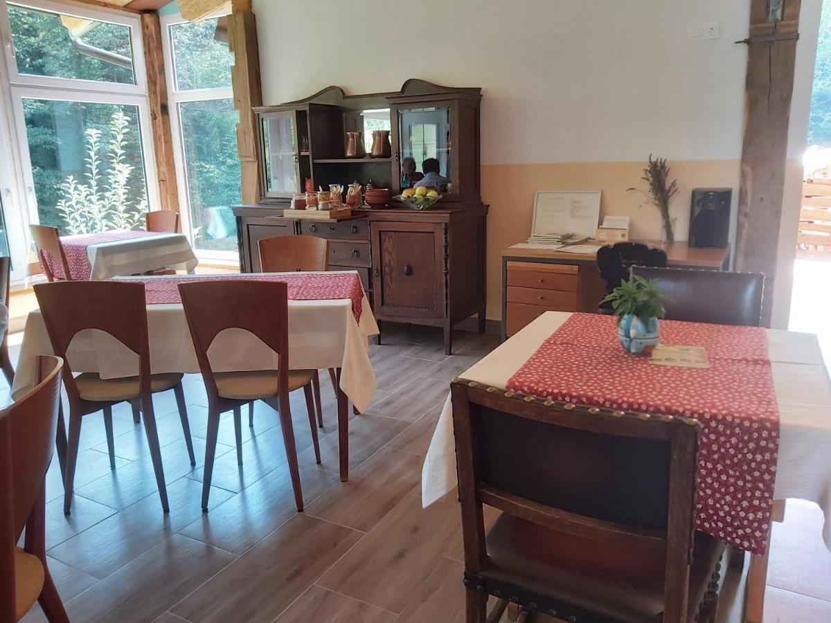מלון Makole Glamping Naselje Zeleni Turizem מראה חיצוני תמונה